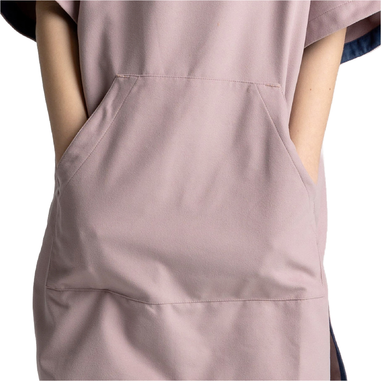 2026 Red Paddle Co Junior Quickdry Microfibre Change Robe 002-009-006-J - Salty Pink